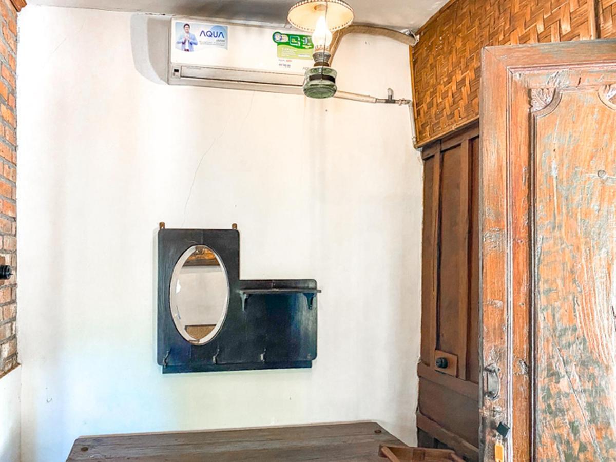 Griya Gribig Guest House Mitra Reddoorz Malang Zewnętrze zdjęcie